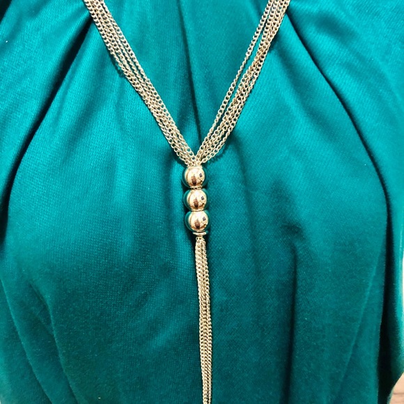 Joe fresh Tee with silver necklace XS - Picture 5 of 8